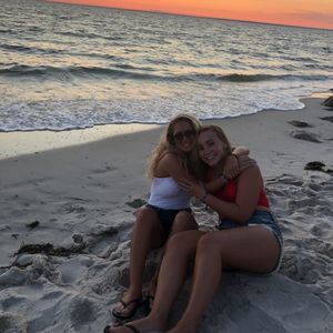 Meet your Posher, Abby